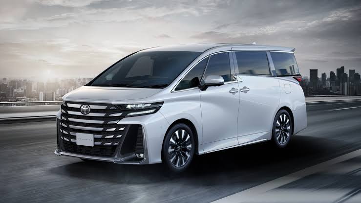 NEW VELFIRE HYBRID CVT